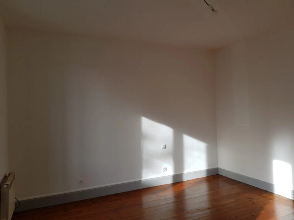 revêtements intérieurs à Saintes